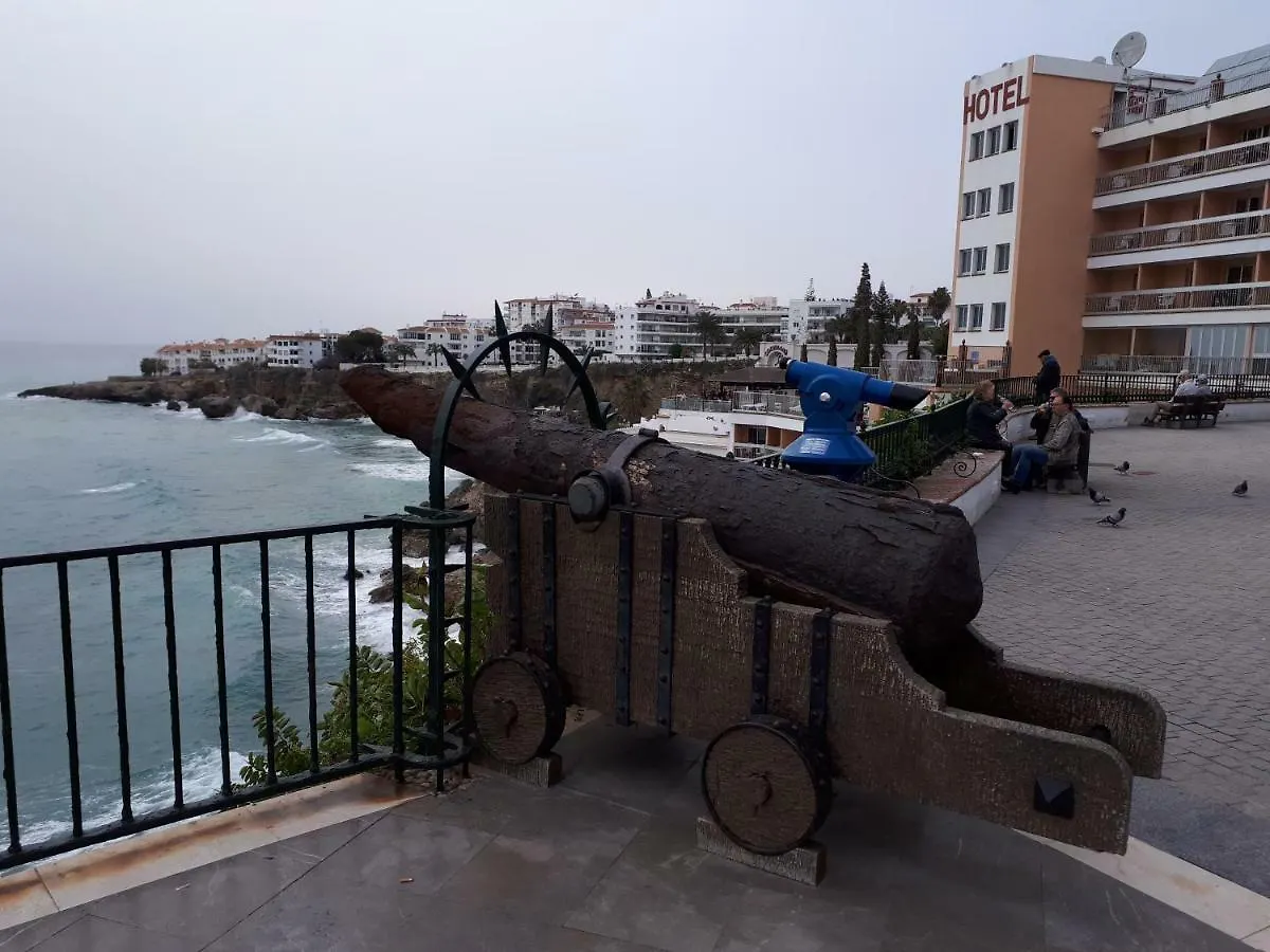 Apartment Calle Antonio Millon Nerja